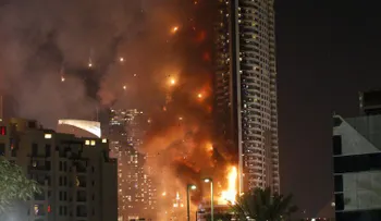 Atrapado en el piso 48: así se salvó fotógrafo de morir durante incendio en Dubai