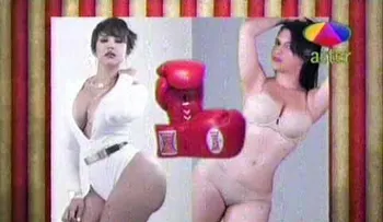Ana Carolina y Amelia se pelean en el baño de una discoteca (VIDE)