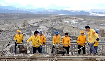 China mueve montañas para crear más ciudades