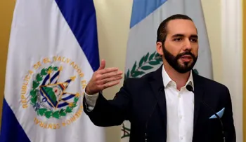 El presidente Bukele dice que "no es tiempo de abrir" economía en El Salvador