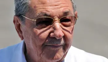 Raúl Castro destituye al ministro de Cultura