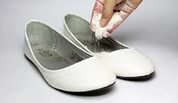 7 trucos para eliminar el mal olor de los zapatos