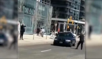 â??¡Dispáreme en la cabeza!â? gritó el sospechoso del atropellamiento en Toronto, pero el policía hizo esto