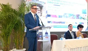 Eddy Olivares aboga por simplificar trámites para formalizar empleo en Iberoamérica