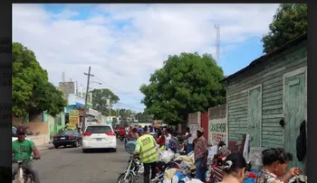 Denuncian haitianos ocupan calles de Barahona