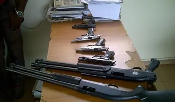 Incautan 6 armas de fuego ilegal en compraventa de Santiago   