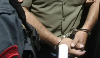 Apresan padre e hija por robo en Multicentro de Santiago
