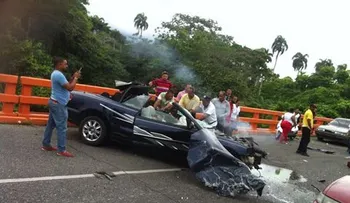 Un muerto y dos heridos en accidente de tránsito 