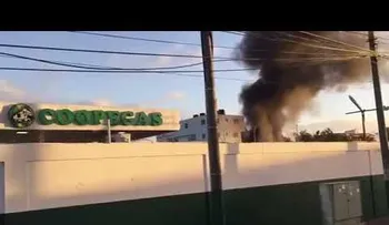 Incendio afecta cooperativa detrás de planta de gas en Alma Rosa II