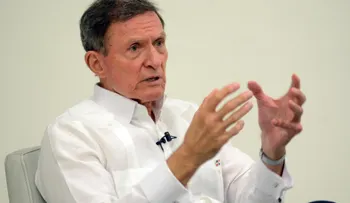 RD pide a EEUU que flexibilice los criterios de su alerta de viajes