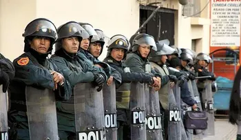 Aumento de sueldo será para policías que trabajan y arriesgan su vida por la ciudadanía