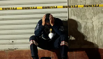 Siguen aumentando los muertos tras el terremoto en Ecuador