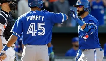 Colón ayuda a su propia causa; Bautista y Gómez dieron jonrones