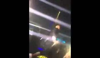 Rapero Kevin Gates patea fánatica en concierto (VIDEO)