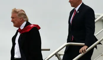 Pence descarta giro sobre Taiwán y dice que llamada a Trump fue solo cortesía