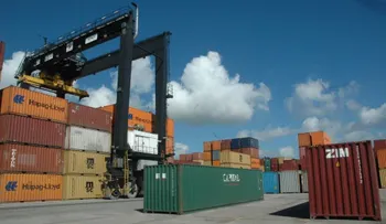 Aduanas colocará impuesto a cajas con comida y ropa; PRM califica medida de abusiva 
