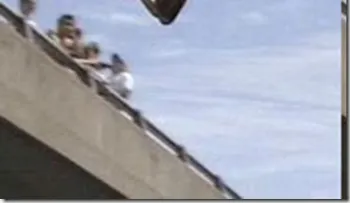 Anciano muerte tras lanzarse de puente Patiño en Santiago