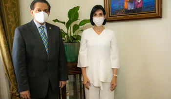 Ministro de Salud y primera dama opinan que deben mejorarse los servicios del CAID
