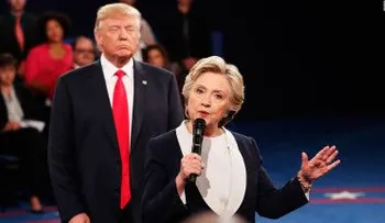 Lo que revela el lenguaje corporal de Trump y Clinton en el debate