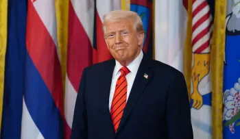 Trump firma orden para impulsar la producción de tierras raras