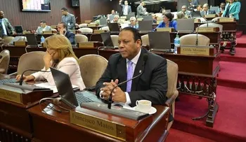 Cámara aprueba dos préstamos y ley de seguridad privada