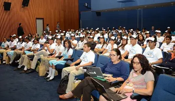 .Estudiantes educarán sobre cómo evitar riesgos en Internet