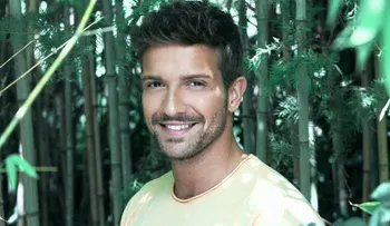 Escucha "No vaya a ser" y "Saturno", lo nuevo de Pablo Alborán