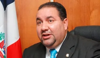 Caso ingeniero desata controversia sobre corrupción en el Gobierno 
