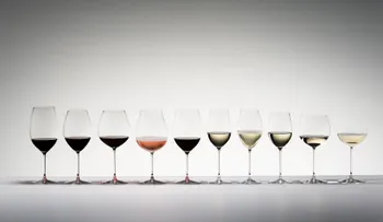 ¿La forma de una copa puede afectar el sabor de un vino?