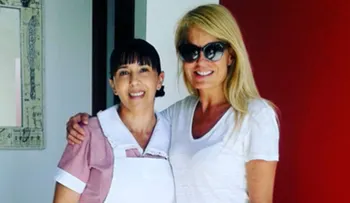 Polémica en Chile por una foto de Cecilia Bolocco y una empleada