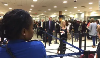Estadounidenses están hartos de largas filas de seguridad en aeropuertos