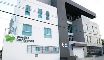 Clínica advierte que pacientes corren peligro
