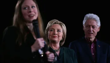 ¡Fue niño!... Nació el segundo nieto de Bill y Hillary Clinton