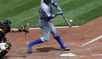 Dodgers superan a Piratas y evitan barrida