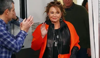Roseanne Barr culpa al fármaco Ambien por polémicos tuits: "No soy racista, solo una idiota"