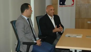 Ministerio Juventud y MLB firman convenio 