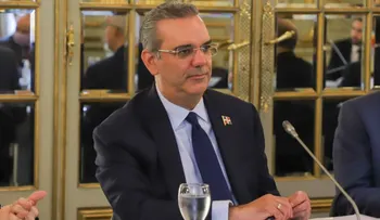 Presidente Abinader trata con empresarios argentinos acuerdos de cooperación mutua