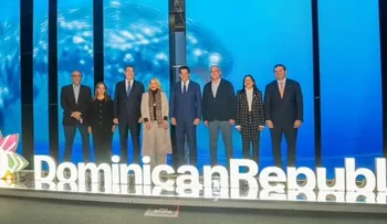 RD gana premio al mejor estand en feria de turismo de Londres