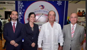 Ferretería Americana celebra La Navidad