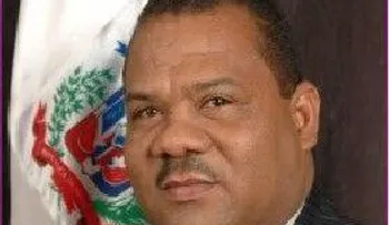 Niño de 4 años pide a Danilo Medina que acepte la reelección, pero la Constitución se lo prohibe