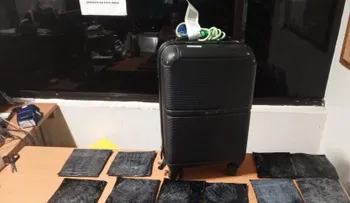 Dominicana apresada en Las Américas con presunta cocaína oculta en jeans intentaba viajar a Madrid