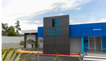 Abinader entrega hospital renovado en Maimón