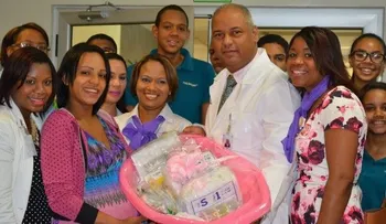 Hospital materno Reynaldo Almánzar festeja el Día de las Madres