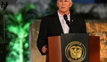 Mike Pence: EE.UU. no se quedará parado mientras Venezuela se desmorona