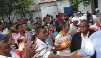 Abinader apoya reclamo aumento salarial de fiscales del país