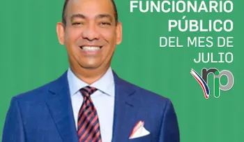 Deligne Ascensión reconocido como el funcionario público del mes de julio