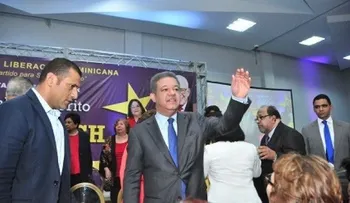 Leonel encabeza acto de reconocimiento a mujeres del PLD