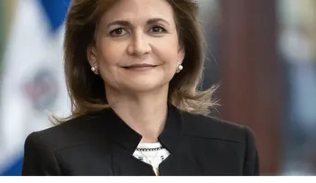 Abinader designa a Raquel presidenta del Gabinete de Educación