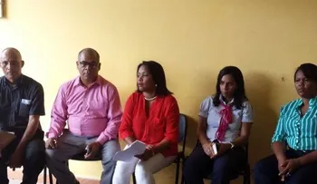 ADP de SDO denuncia atropellos a maestros por directora Distrito Educativo 15-05
