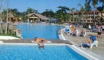 Jueces TC realizan descenso a empresas en conflicto del Complejo Turístico Playa Dorada